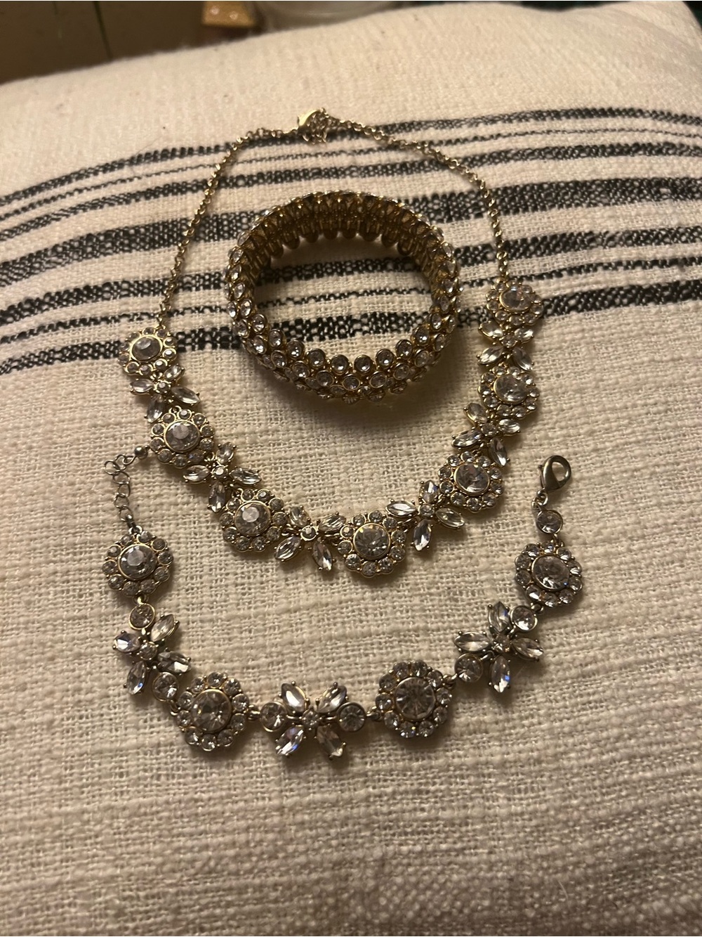 Gold Crystal Floral Necklace and Bracelet Set